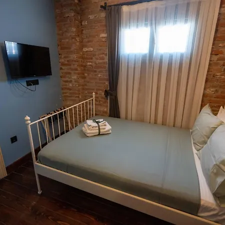 Hotel Avlulu Ayvalı