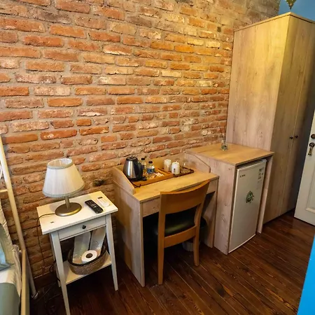 Avlulu Hotel 3*